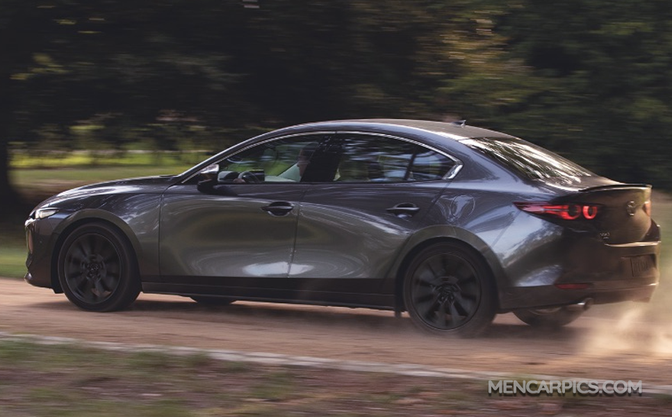 Review All-New Mazda3 Sedan vs Hatchback
