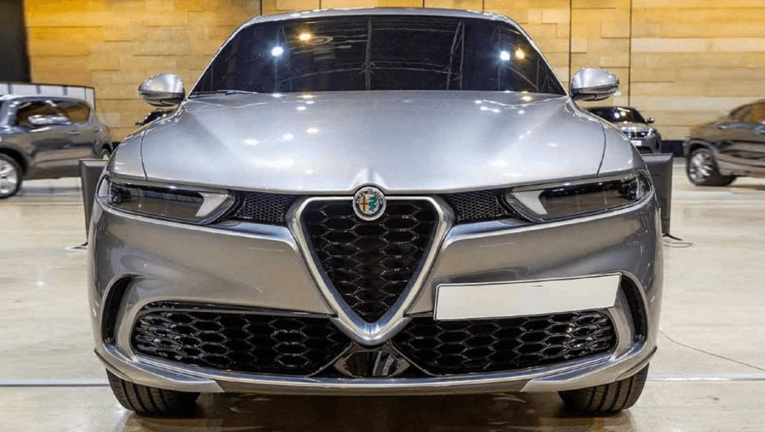 Alfa Romeo SUV Review | Superior in performance with perfect combination