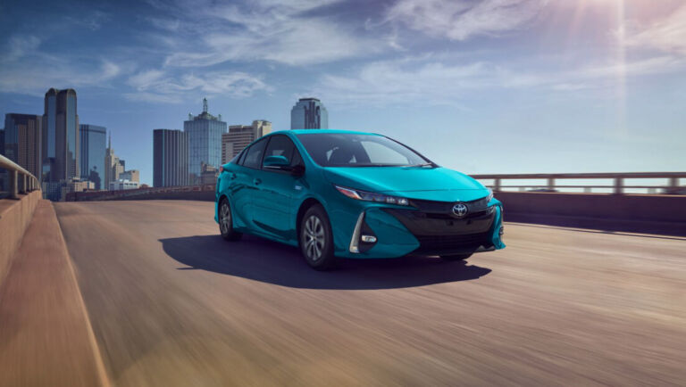 2022 Toyota Prius Prime Review Price And Specs